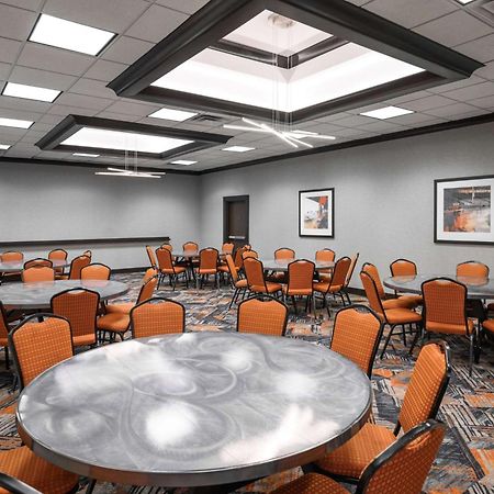 Hampton Inn Evansville Airport Exterior foto